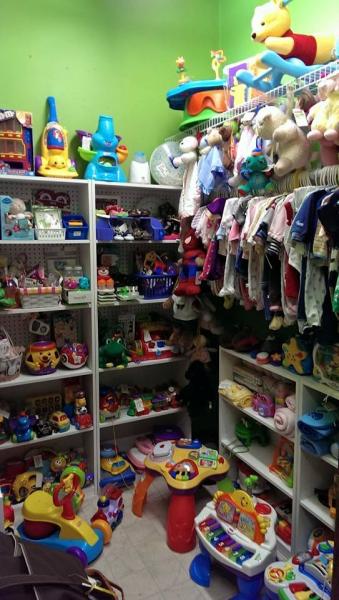 Find clothes and toys for babies and toddlers! 