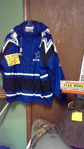 This Dallas Cowboy wind-breaker jacket would be perfect for any sports fan! 